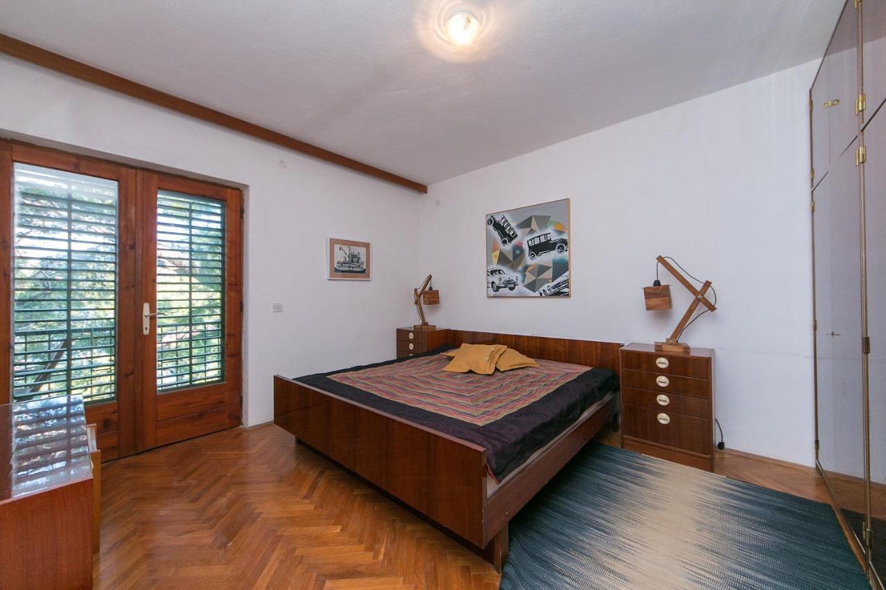 Apartments By The Sea Brela, Makarska - 16950 外观 照片
