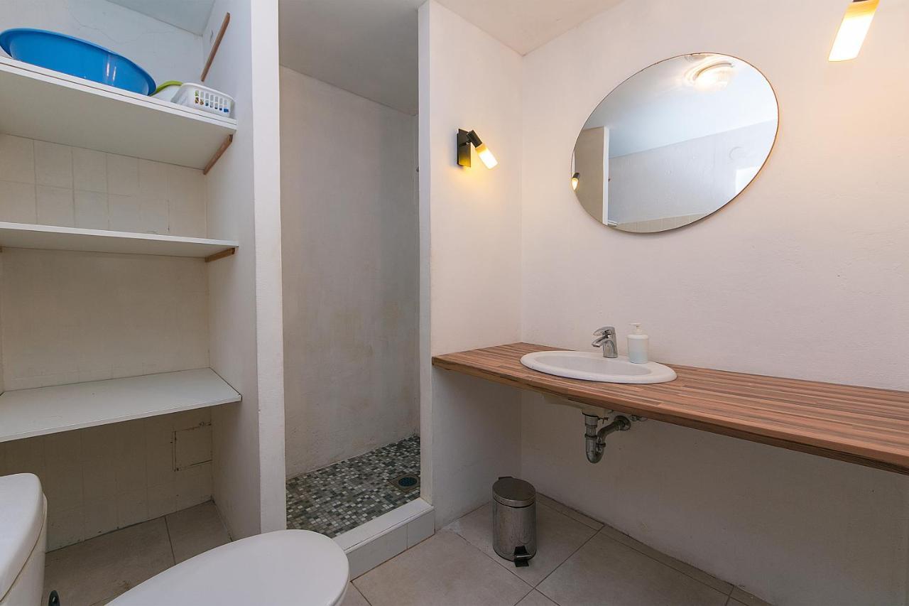 Apartments By The Sea Brela, Makarska - 16950 外观 照片