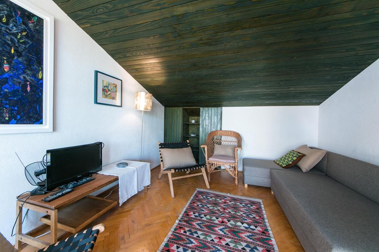 Apartments By The Sea Brela, Makarska - 16950 外观 照片